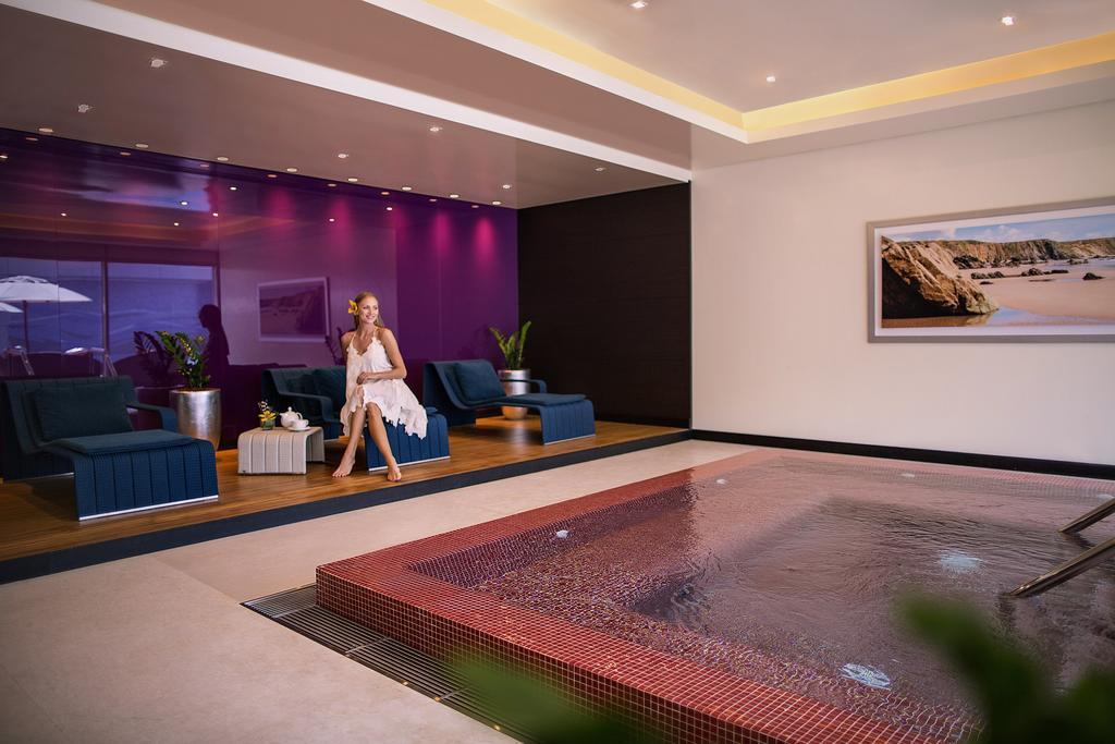 Готель Downtown Rotana Манама Екстер'єр фото Spa at the Hotel