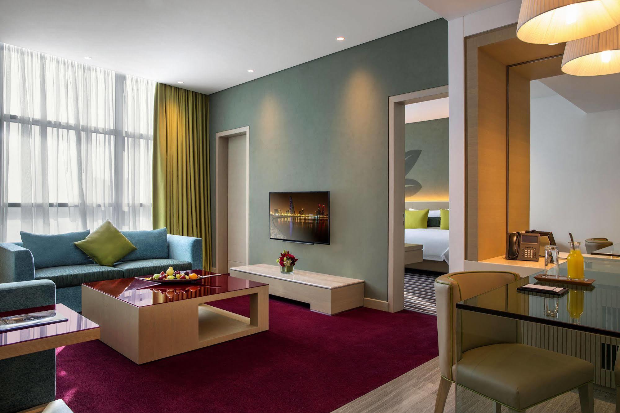 Готель Downtown Rotana Манама Екстер'єр фото